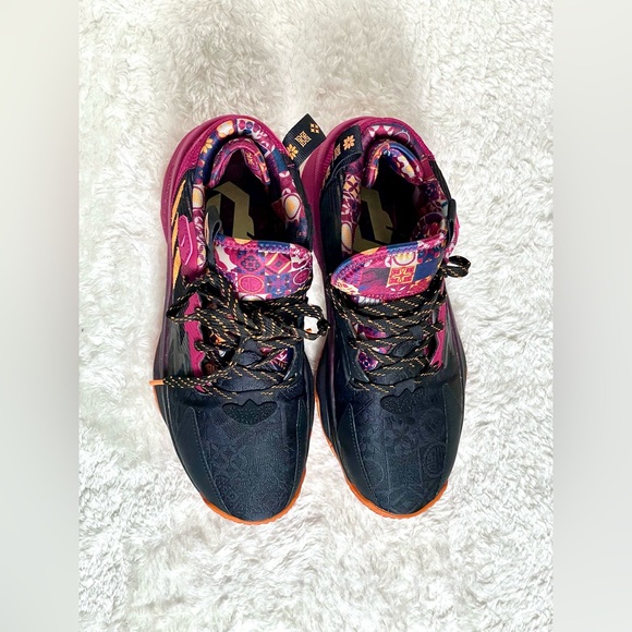 Adidas Dame 8 Lillard CNY Basketball Shoes – Men’s Size 7 - Picture 3 of 12